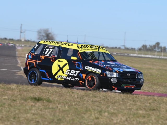 Buena carrera de Benito y Boccagni en el Turismo Pista